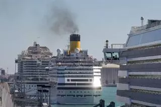 Barcelona convocará una reunión extraordinaria con el puerto ante el aumento de la llegada de cruceristas en 2026