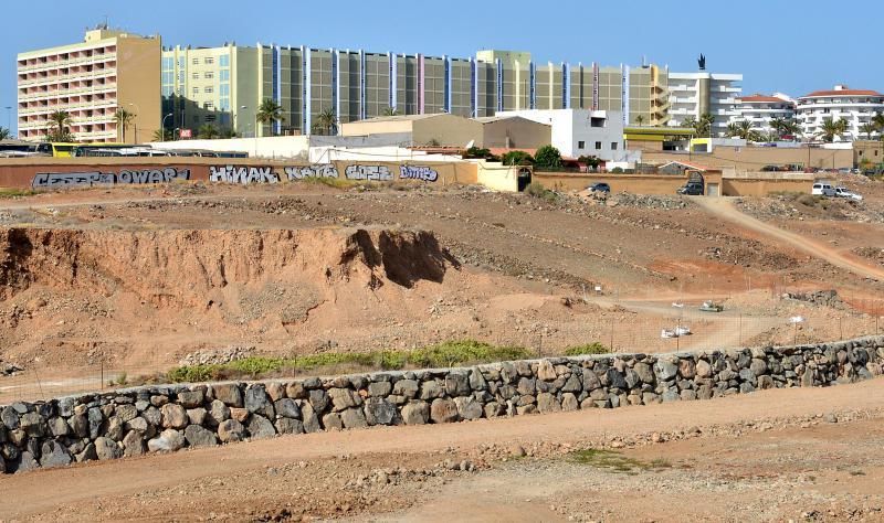 27/06/2018 PLAYA DEL INGLÉS, SAN BARTOLOMÉ DE TIRAJANA. Estado actual en que se encuentran los terrenos de El Veril, en los que se construirá el parque de atracciones Siam Park. SANTI BLANCO  | 27/06/2018 | Fotógrafo: Santi Blanco