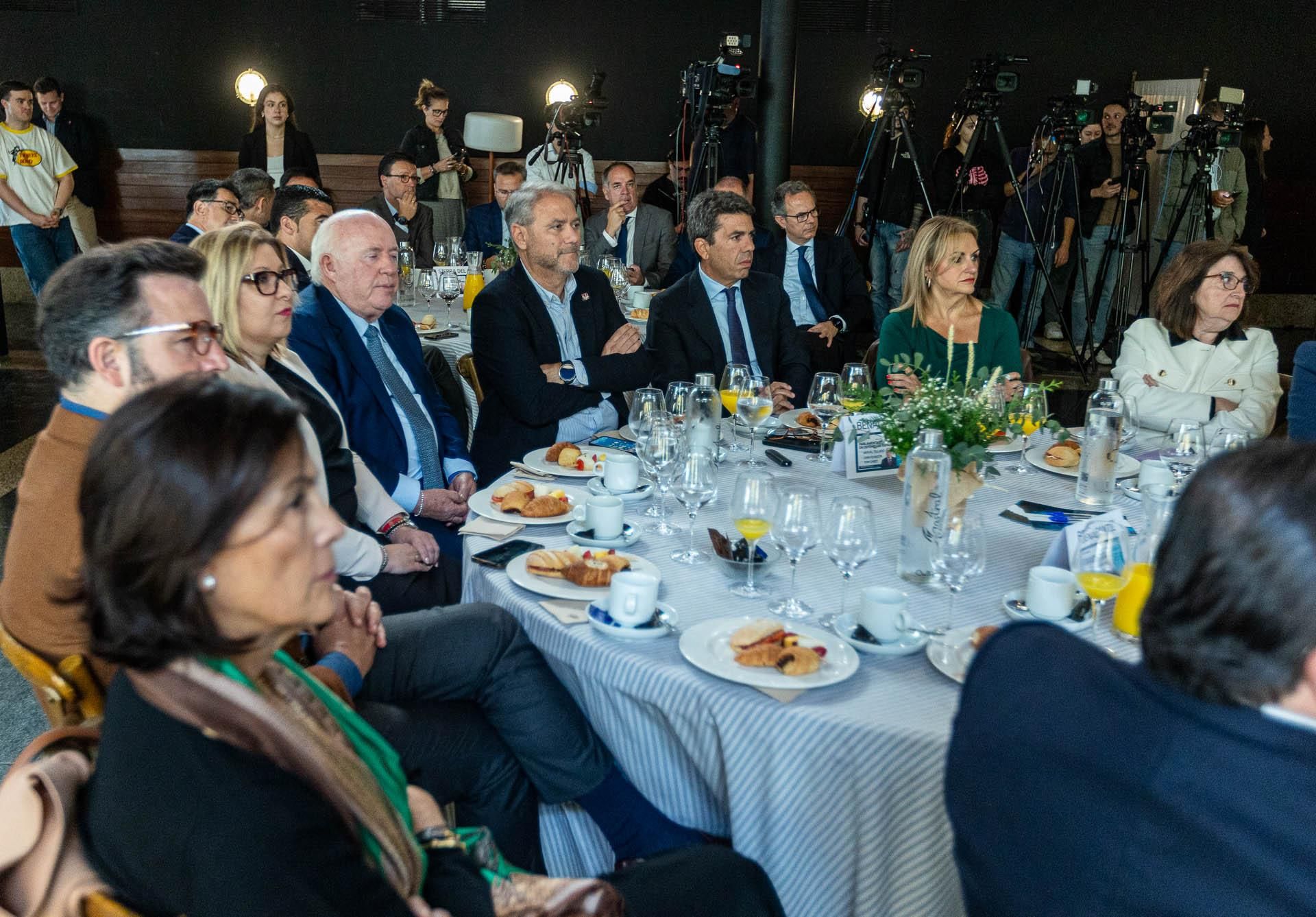 Miguel Tellado participa en el Foro Información