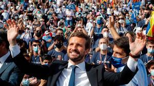 Pablo Casado, en la plaza de toros de Valencia.