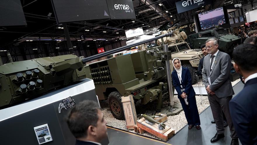 &quot;Dentro de dos años esto será Fitur&quot;: la Defensa se quita los complejos en la edición más numerosa de Feindef