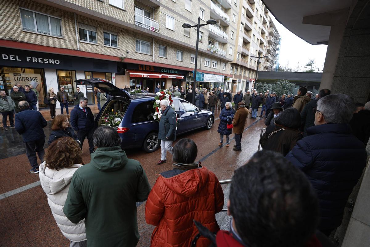 GALERÍA: Emotiva despedida en Oviedo al catedrático de Matemáticas Marcial Fernández