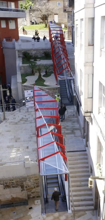 Inaugurada la escalera de la II República