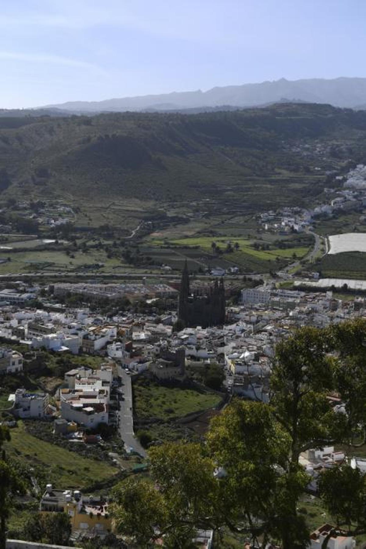 GRAN CANARIA 14-01-2019 ARUCAS. METEOROLOGIA. Calima. Vistas desde la Montaña de Arucas  FOTOS: JUAN CASTRO