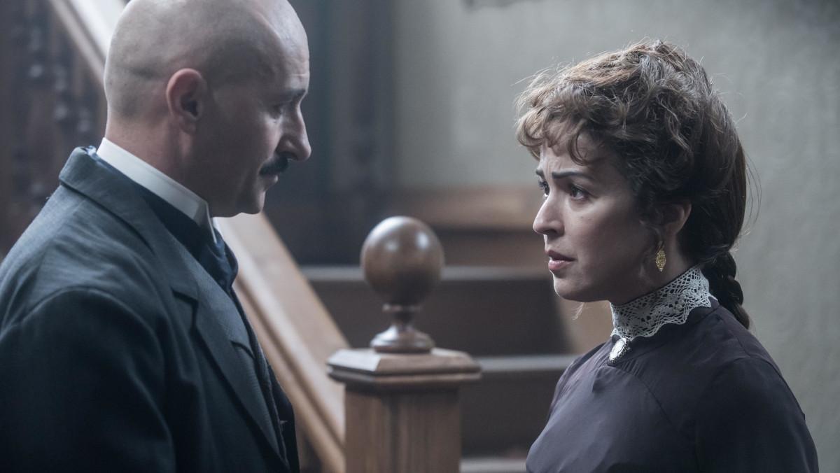 Alain Hernández y Verónica Sánchez, en 'Las hijas de la criada'