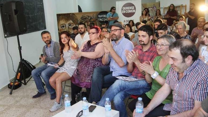 Los alcalde s de La Marea, durante el acto de ayer. // Iñaki Osorio