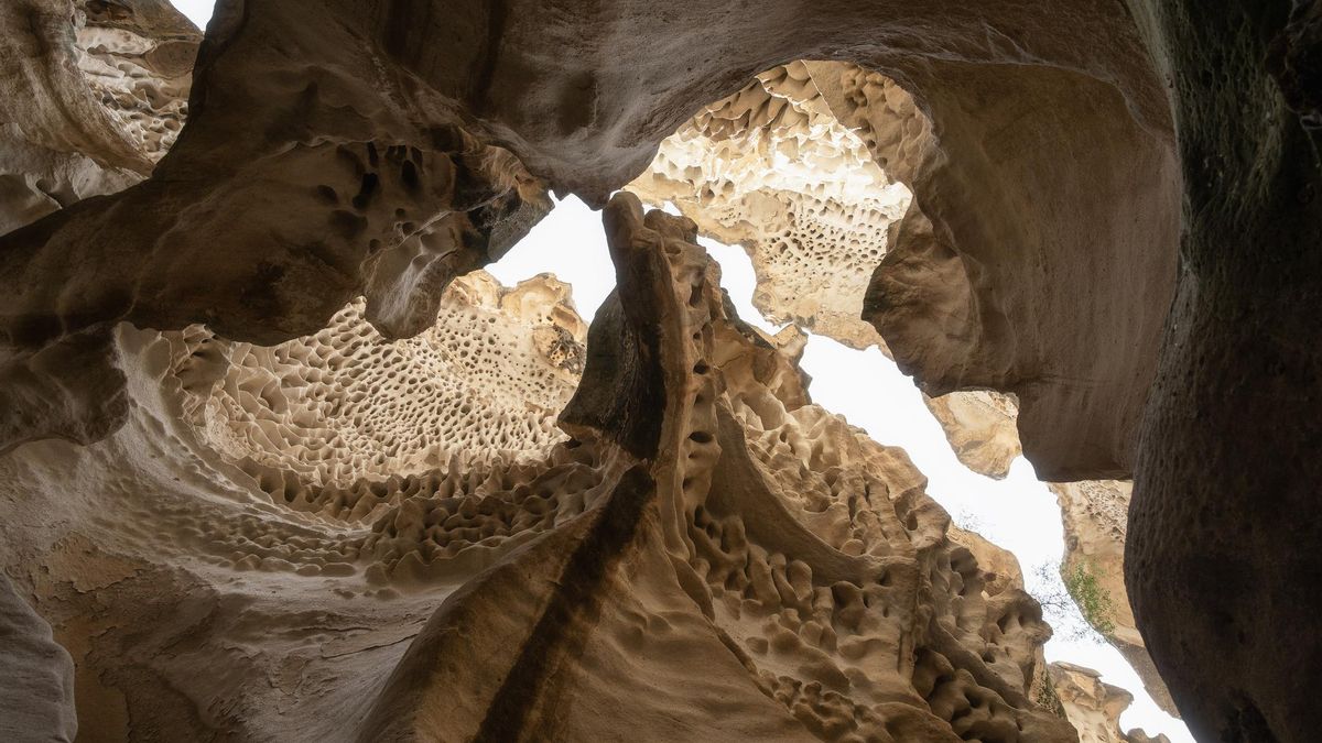 Este cañón secreto te hará sentir que estás muy lejos del planeta Tierra.