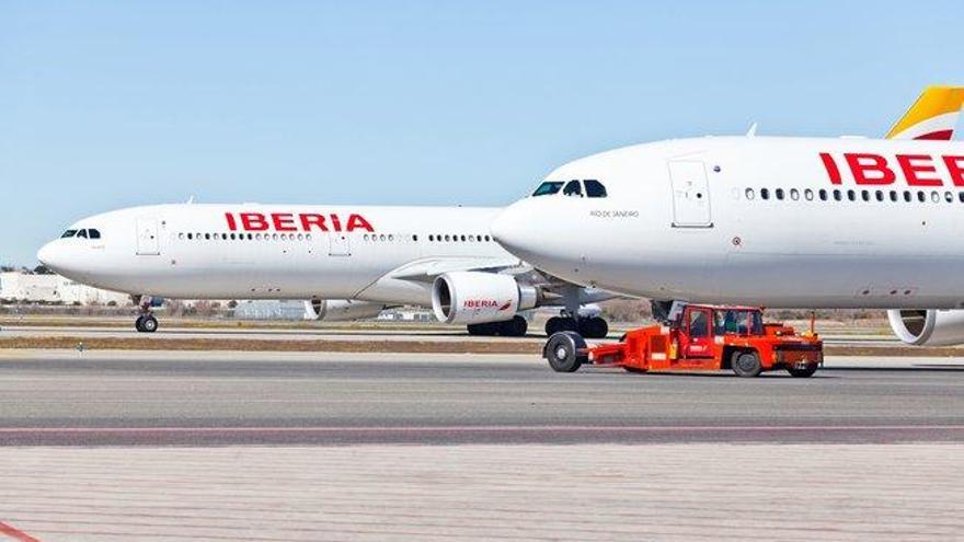 Iberia pone en marcha un ERTE para 13.900 empleados durante tres meses
