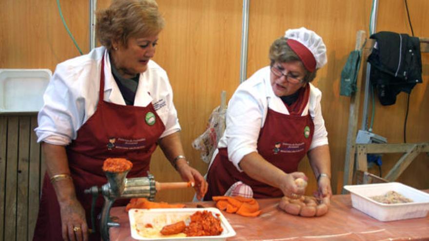 Demostración de la elaboración de la chacina.