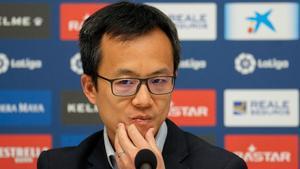 Mao Ye, CEO del Espanyol, en sala de prensa