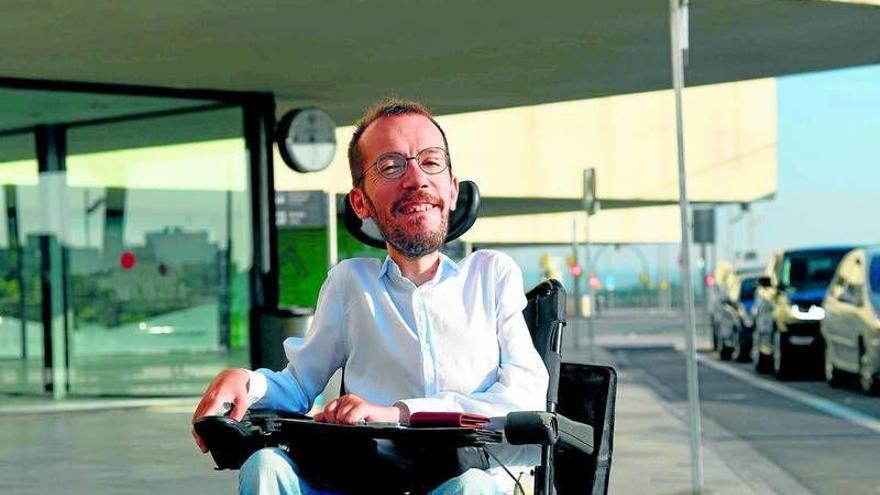 Echenique cree que aún hay que intentar una candidatura conjunta Podemos-ZeC