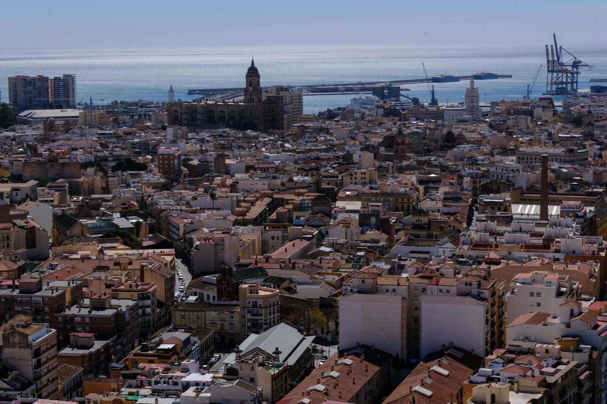 Vistas de Málaga desde las torres de Martiricos.