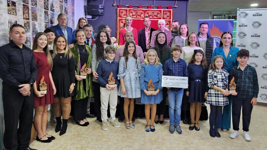 Una ayuda moral (y económica) a las seis fallas de la dana en València