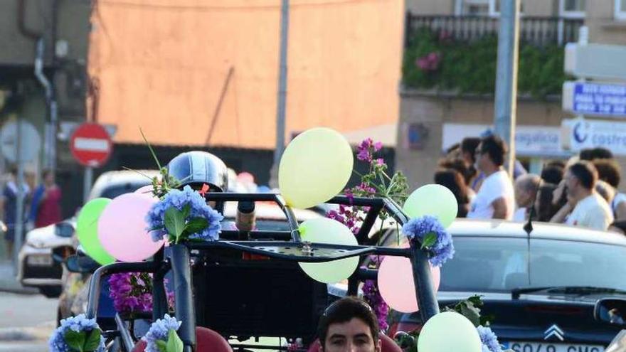 Un conductor, en una anterior caravana de San Cristóbal. // G.N.