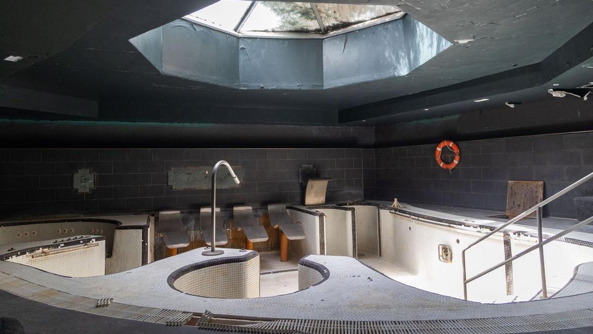 El interior del balneario de la Alameda de València