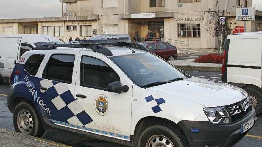 La renovación se realiza en la oficina de la Policía Local. // S.Á.