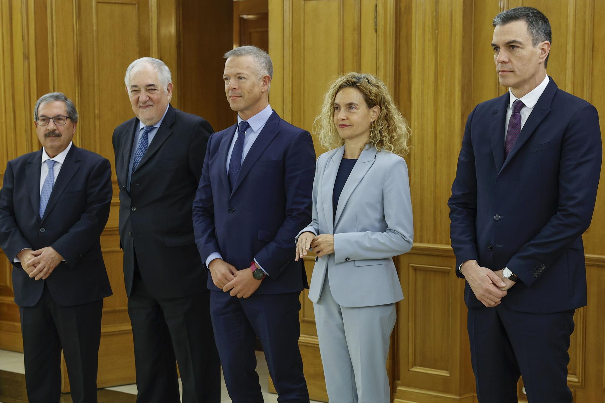 Miñones recibe la cartera del Ministerio de Sanidad