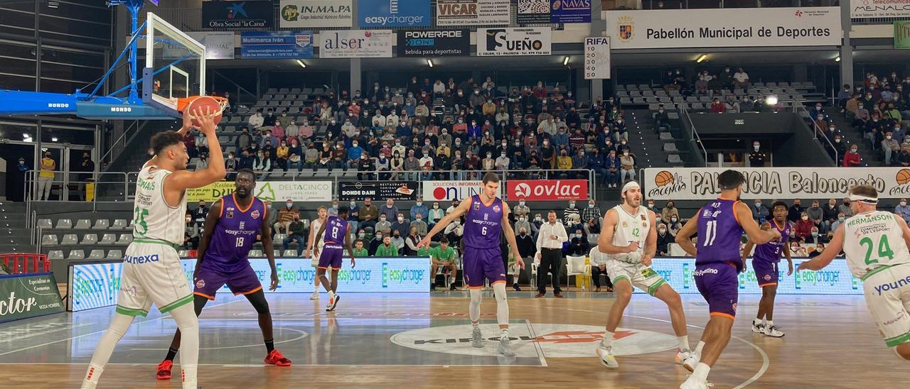 Derrota para el TAU Castelló en Palencia.