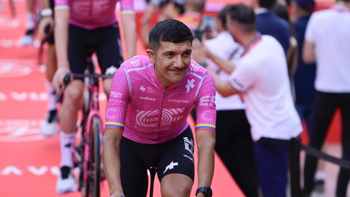 Richard Carapaz no participará en el Mundial de ciclismo por «complicaciones de salud»