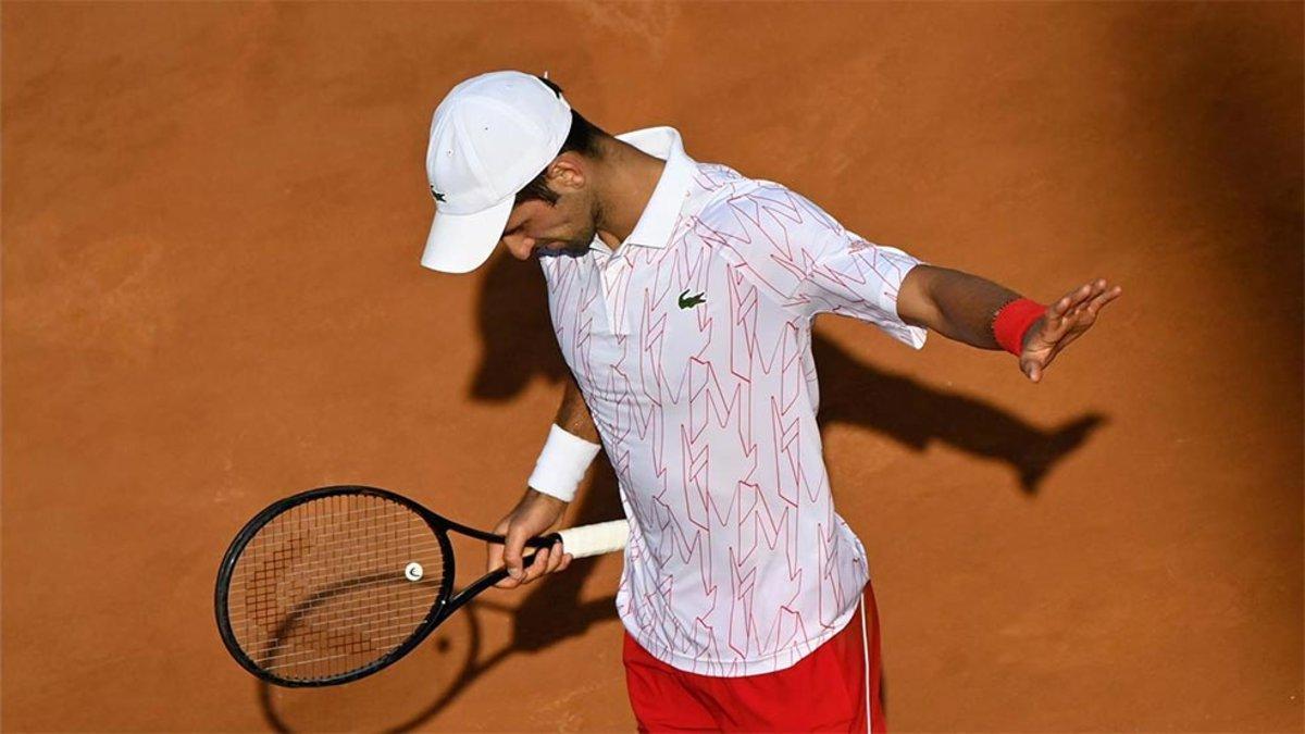 Djokovic accede a segunda ronda de Roland Garros.