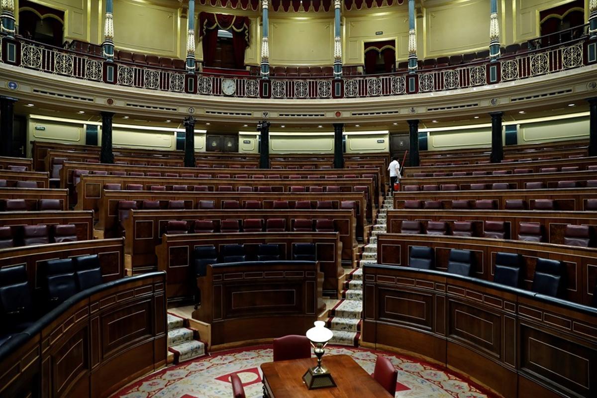 Vista del hemiciclo vacío tras la última sesión del Congreso de la legislatura pasada