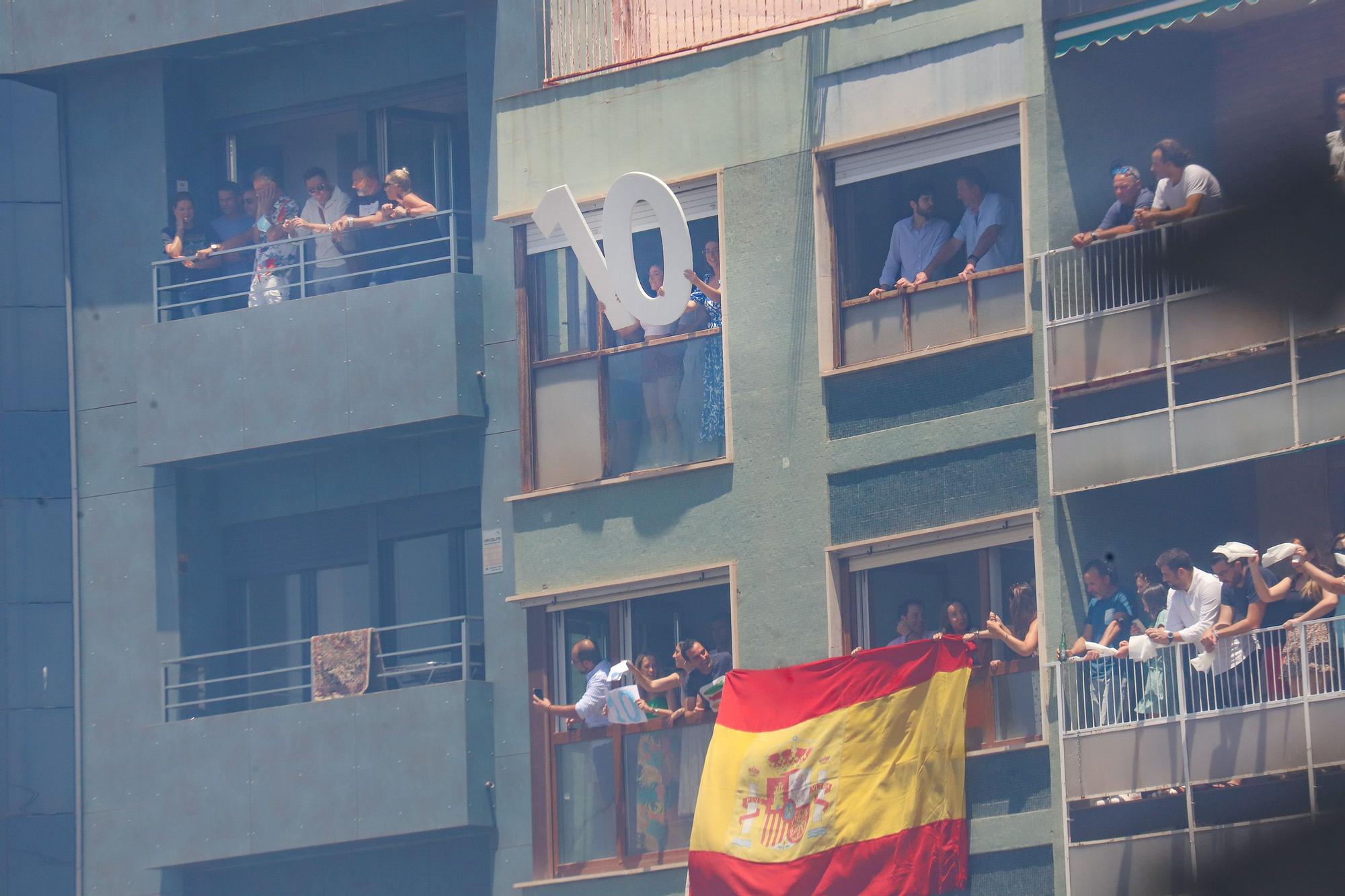 La pirotecnia Ferrández, de Redován, hace vibrar al público