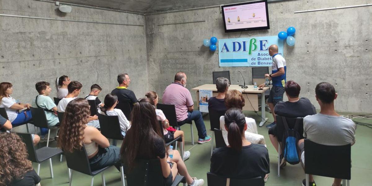 El influencer Dani Hans muestra a Adibe las claves de la nutrición y del deporte frente a la diabetes