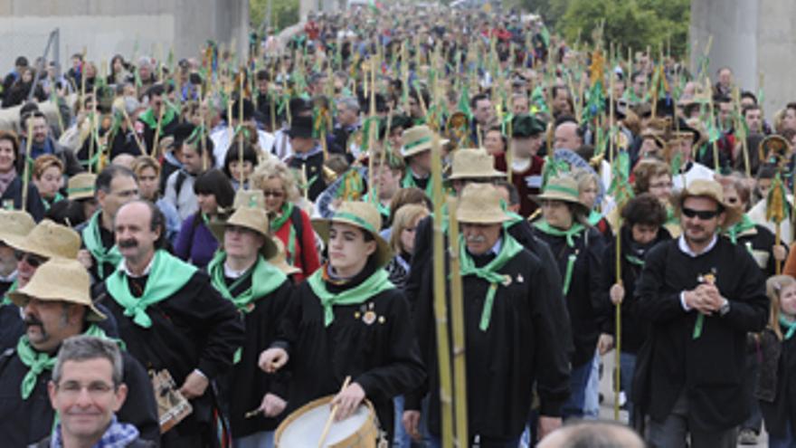 Los Castellonenses participan en la Romería de las Cañas pese a amenaza de lluvia