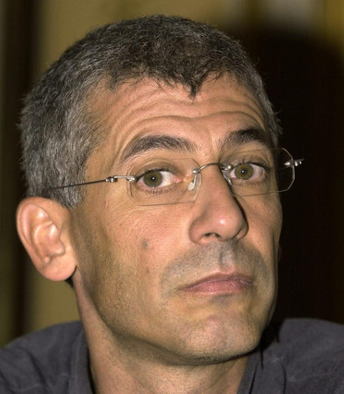 L’escriptor José Ovejero ha guanyat el 40è Premio Anagrama de Ensayo amb la seva obraLa ética de la crueldad, que es publicarà al maig. L’escriptor José Ovejero ha guanyat el 40è Premio Anagrama de Ensayo amb la seva obraLa ética de la crueldad, que es publicarà al maig.
