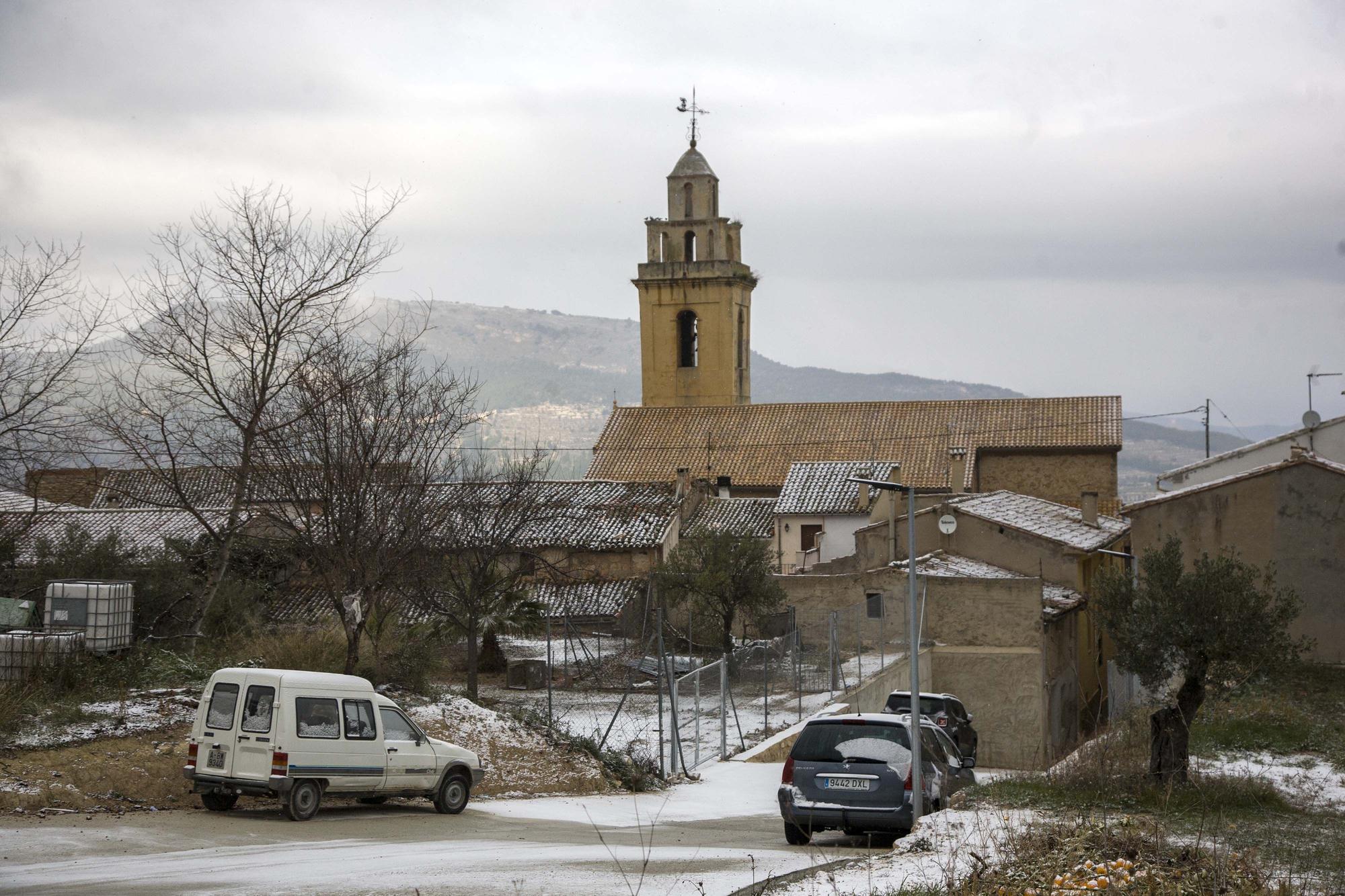 Nevadas débiles en los puntos más altos de l'Alcoià y El Comtat