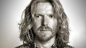 Halldor Mar interpreta ’The wind’.