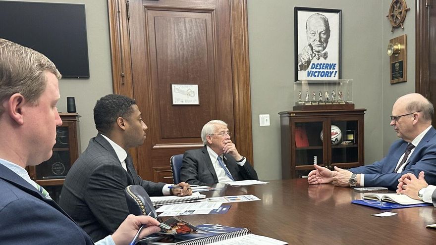 El CEO de la pesquera Cooke implora por un pacto de paz entre Trump y Trudeau