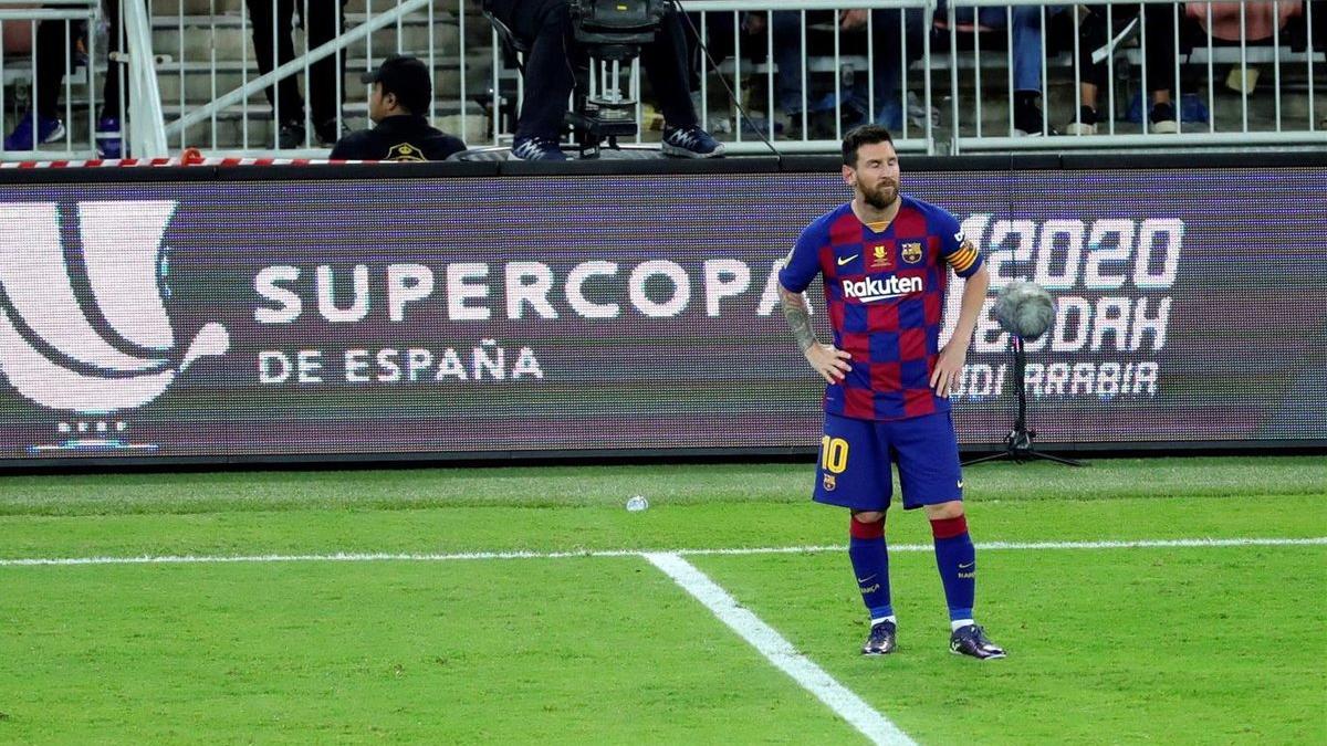 Messi, desesperado, al final del partido tras la derrota