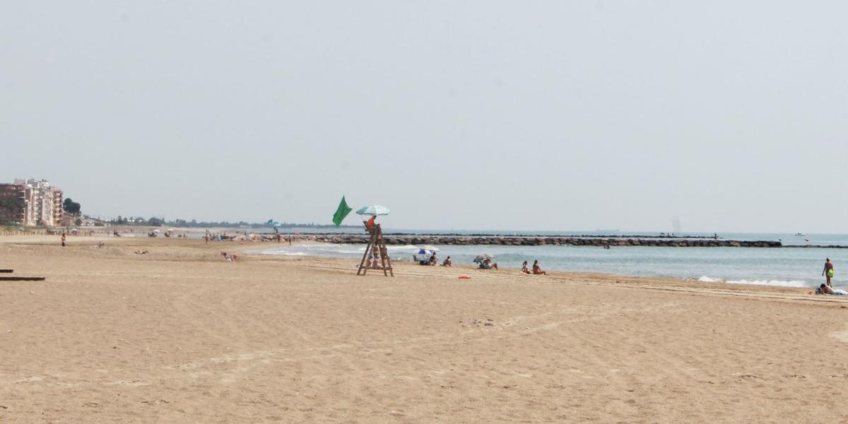 Imagen de la playa Arenal de Burriana.