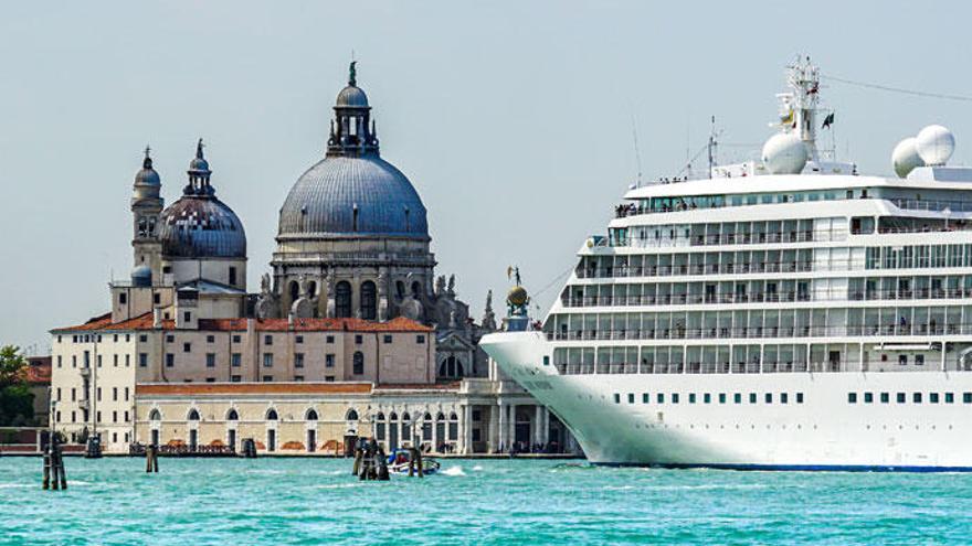 La entrada de cruceros en Venecia afecta a las corrientes.