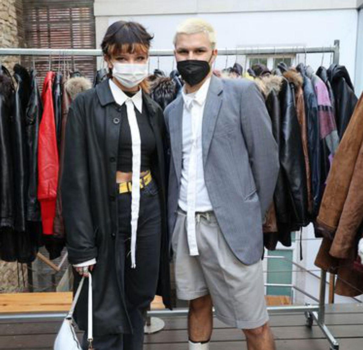 La ropa “vintage” al peso triunfa en Vigo