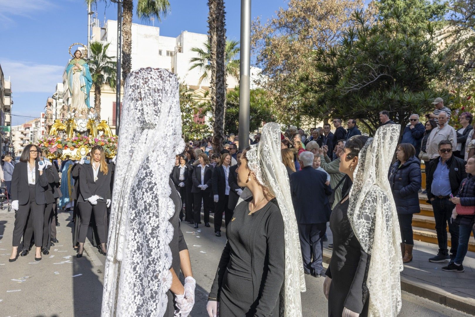 Las imágenes de la procesión del Encuentro del Domingo de Resurrección en Torrevieja