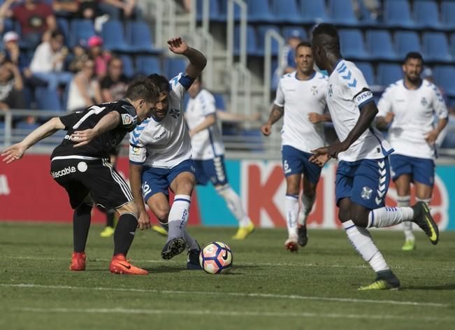 02/04/2017 DEPORTES  fútbol segunda división  temporada 2016-2917 16/17  CD Tenerife Oviedo estadio Heliodoro Rodríguez López