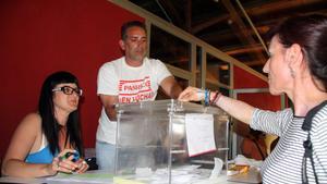 Votació dels treballadors de Panrico en una assemblea el 24 de maig passat.