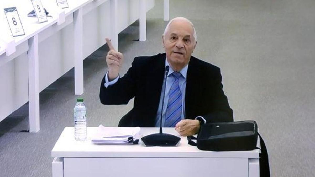 Enrique Castillo Ron, durante su declaración en el juicio del Alvia.