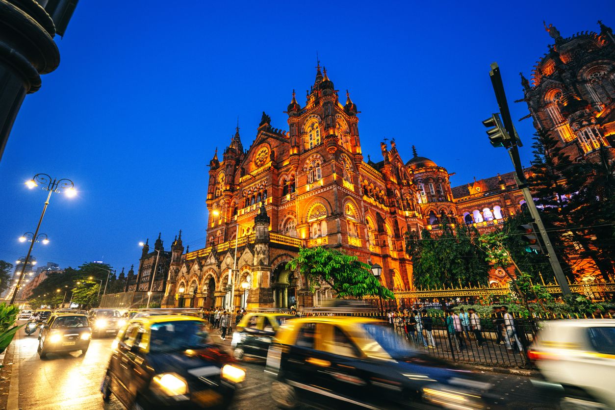 La descomunal estación de la India, en Mumbai.