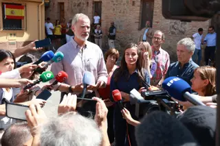 Video | Los reyes de España trasladan un mensaje de apoyo y cariño en Hervás
