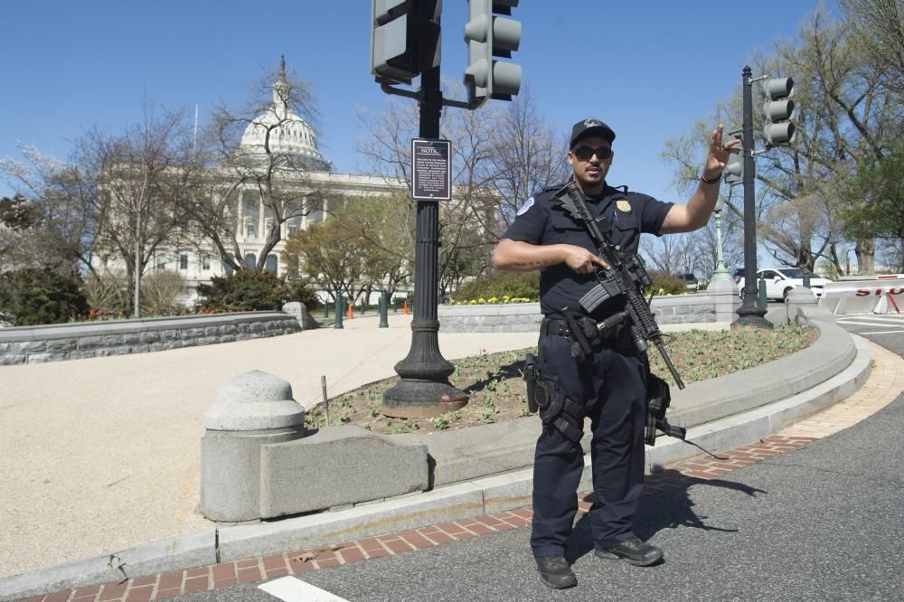 Un detenido por un tiroteo en el Capitolio