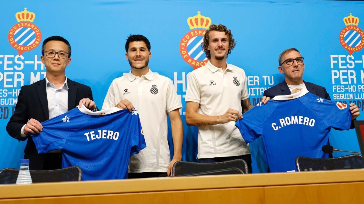 El Espanyol presenta a Álvaro Tejero y Carlos Romero