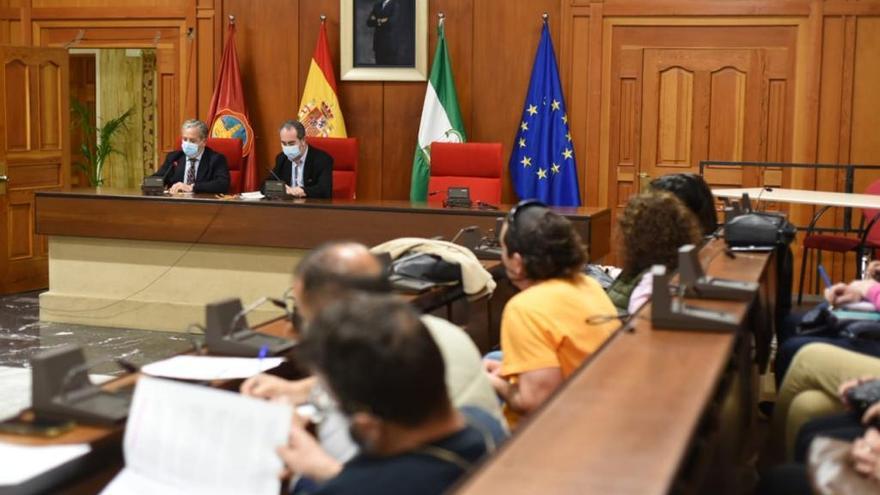 El Ayuntamiento de Córdoba se reúne con colegios afectados por la climatización para abordar plazos y modo de ejecución.