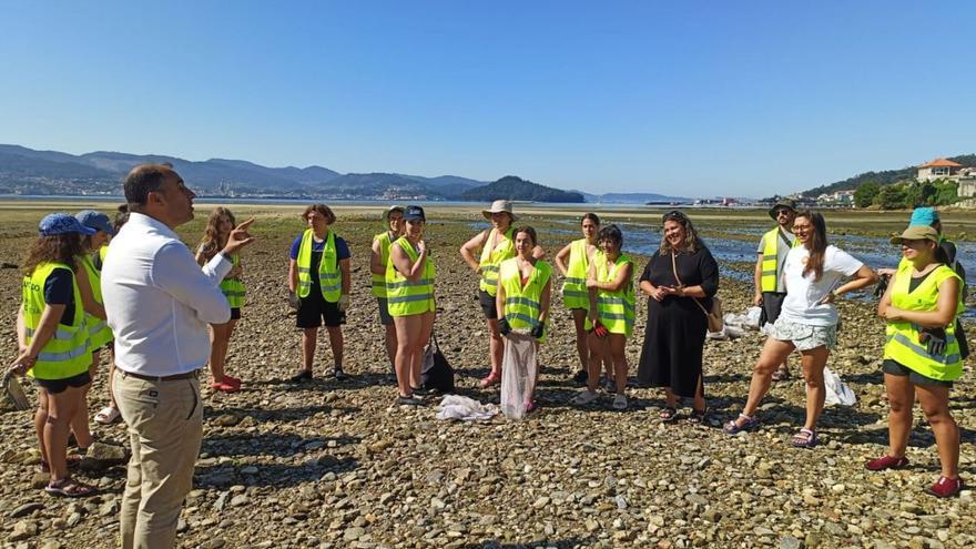 Jóvenes de toda España se sensibilizan sobre el cuidado del medio ambiente en Poio