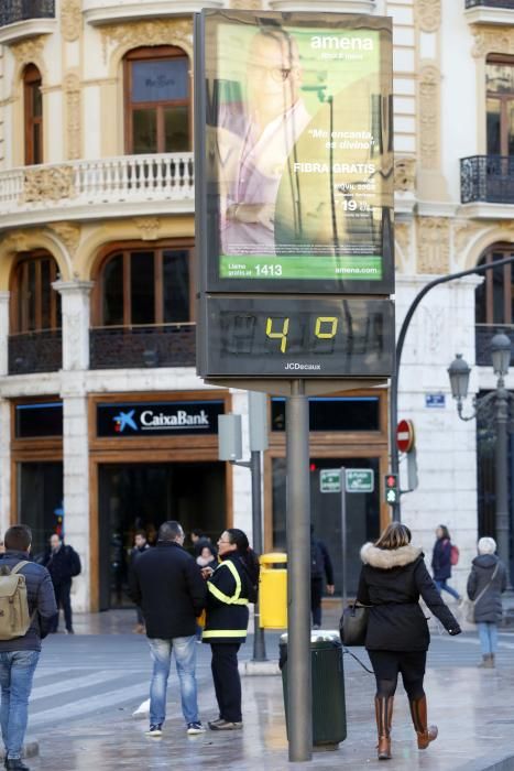 El frío se ha dejado notar en la ciudad de València