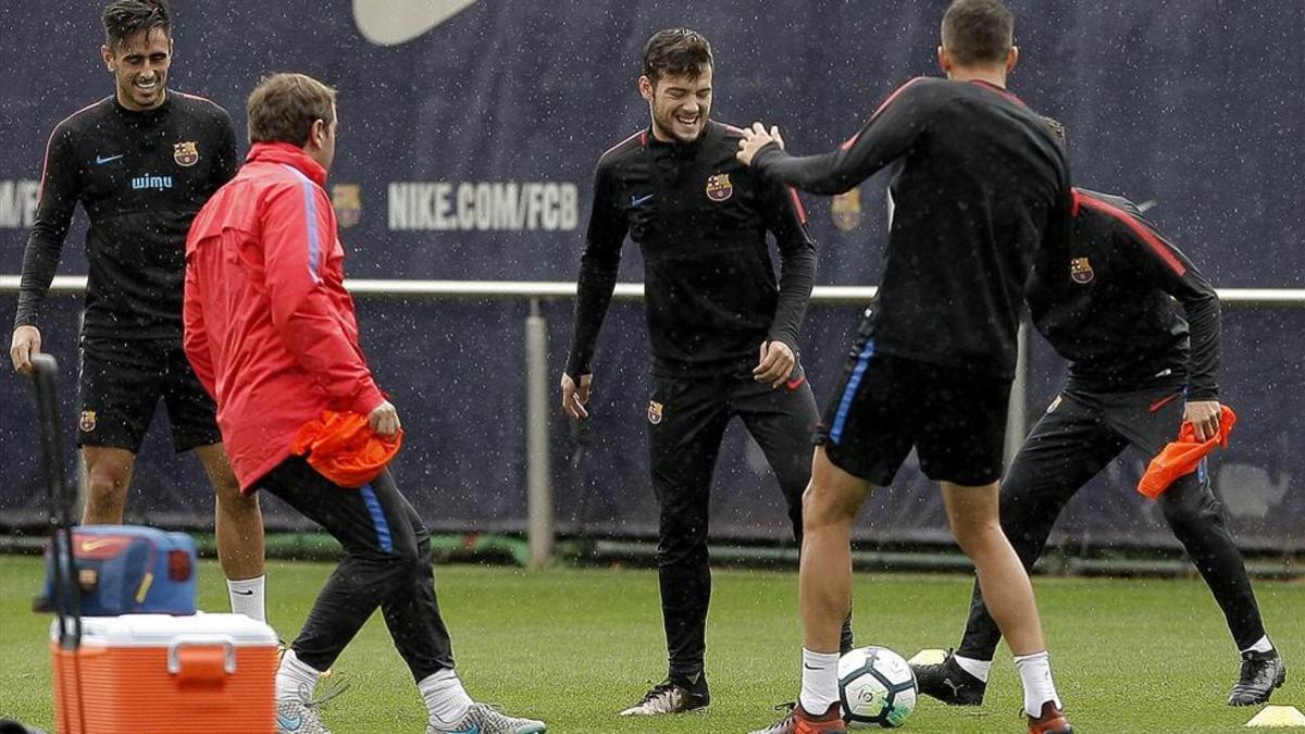 Jose Arnaiz, sonriente y bajo el chaparrón en el entrenamiento de este jueves