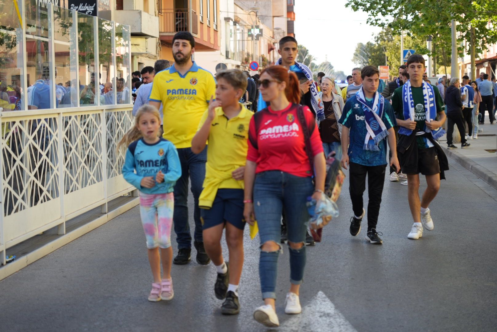 La afición del Villarreal en el partido contra el Espanyol en La Cerámica