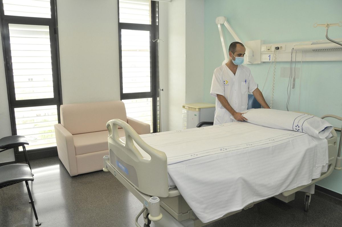 Hospitales, centros educativos y asistenciales no tendrán que cumplir el plan de ahorro energético